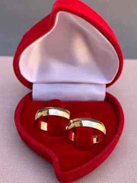 Par de aliança de ouro 12k reto abaulado 6mm