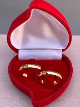 Par de aliança de ouro 18k reto abaulado suave 3mm