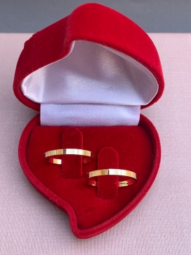 Par de aliança de ouro 18k anatômico, reto 2mm